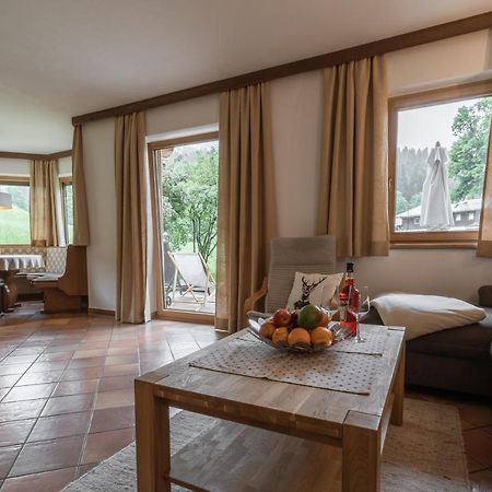 Appartementhaus Zum Schneider 凯撒山麓舍福 外观 照片